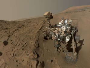 O rover Curiosity, da NASA, em Marte.