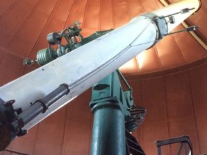 Telescópio do Observatório Astronómico de Lisboa.