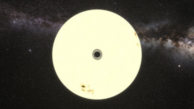 Exoplaneta de “algodão doce” poderá ser planeta com anéis