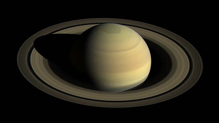 À procura dos anéis que poderão destronar Saturno