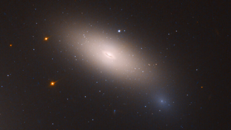 Galáxia NGC 1277