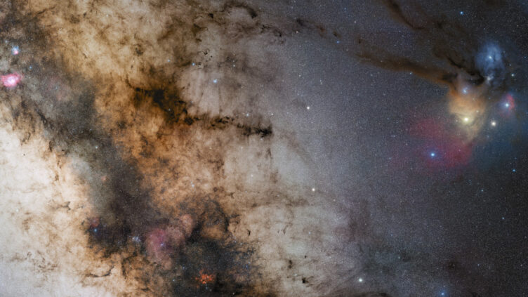 Região da nossa galáxia, Via Láctea, que se estende pelas constelações de Ofiúco (Serpentário), Sagitário e Escorpião.